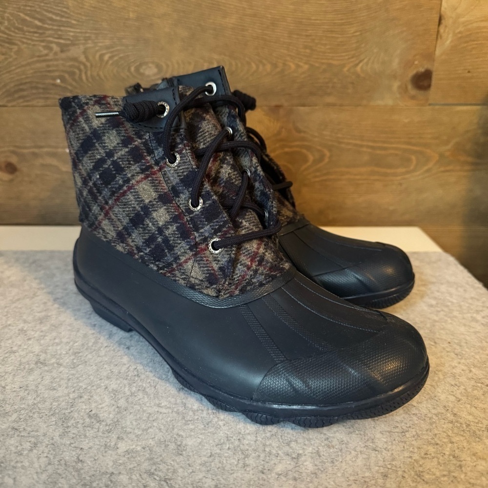 New Sperry Syren Women’s Navy Plaid Wool Duck Size 7 Boots